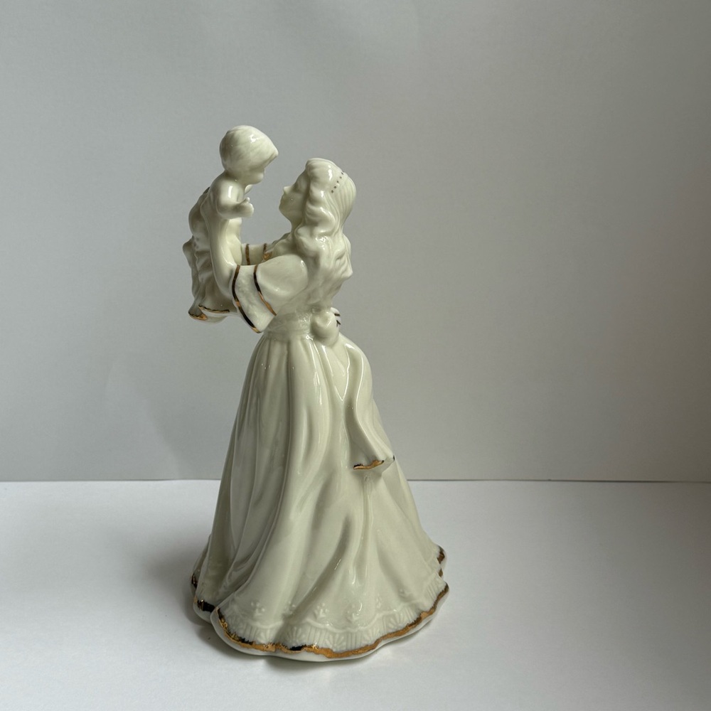 Vintage Porcelain Mother And Baby Figurine "Formalities By Baum Brothers"